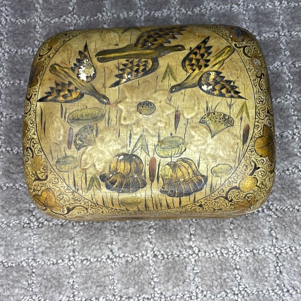 Antique lacquer box from surrey England area c1880